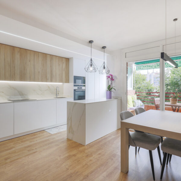 Cocina Integral "Clara & Luminosa" – Estilo Nórdico Moderno